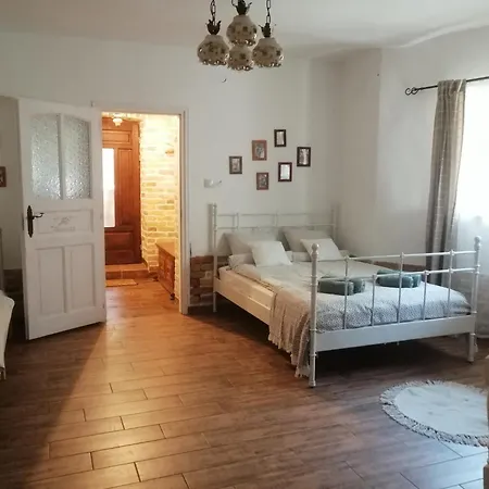 Kuria Apartman Budapest With Free Parking Exterior foto